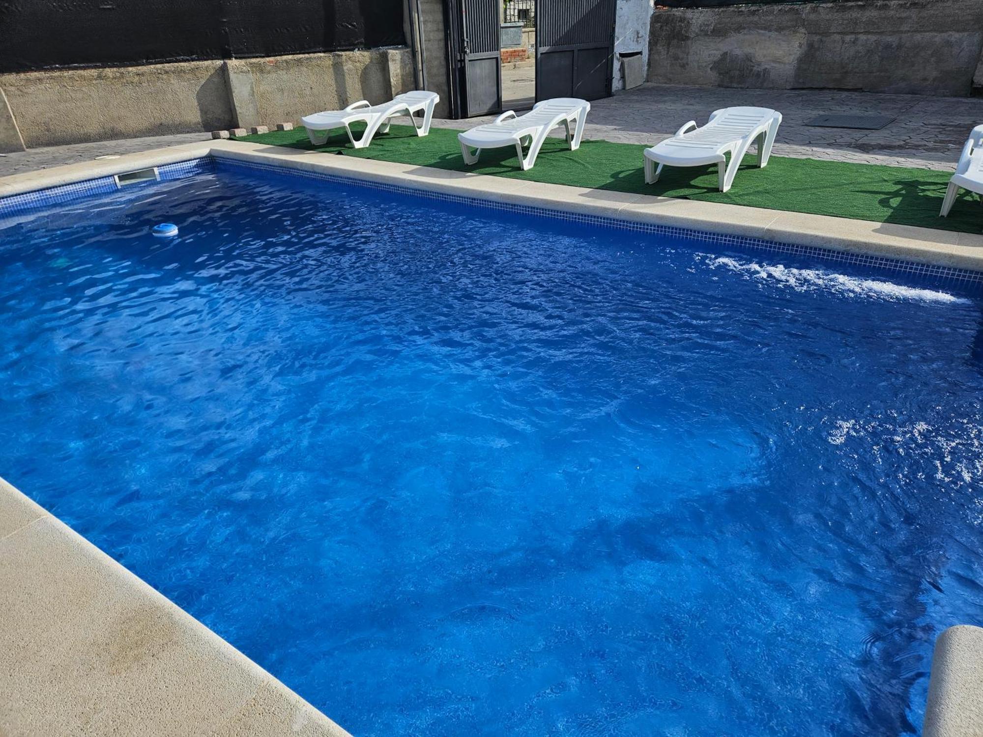 Chalet Con Piscina 50 Minutos Madrid En Escalona Толедо Екстериор снимка