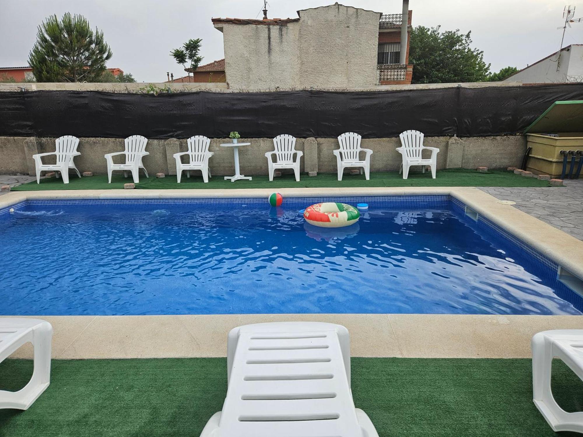 Chalet Con Piscina 50 Minutos Madrid En Escalona Толедо Екстериор снимка