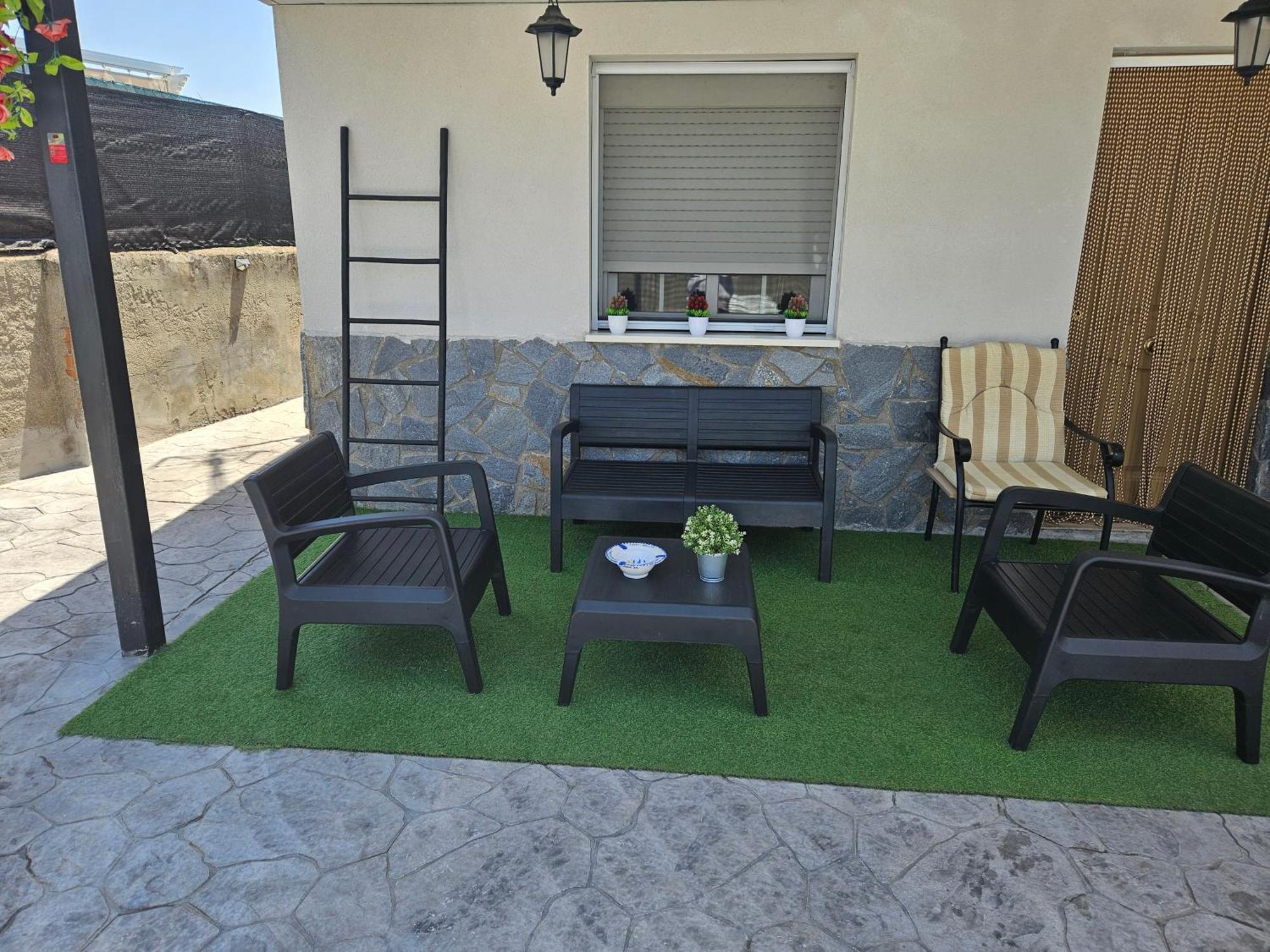 Chalet Con Piscina 50 Minutos Madrid En Escalona Толедо Екстериор снимка